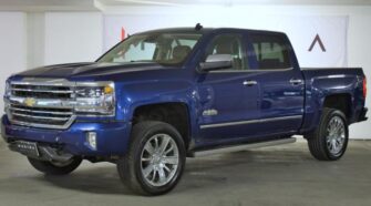 CHEVROLET SILVERADO HIGH COUNTRY 5.3 AUT 4X4 IMPECABLE 2017